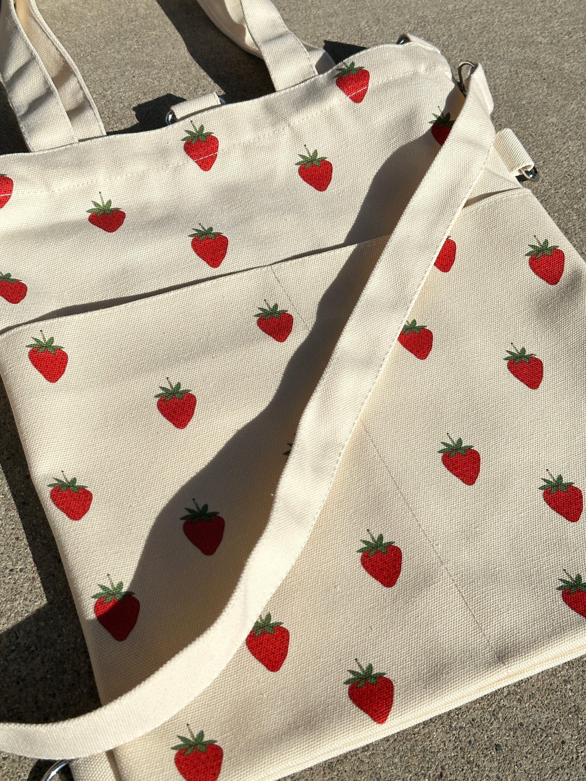 Strawberry Bag – Sarah Elise